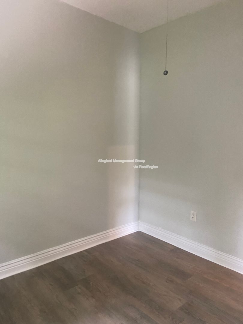 Available Now! 1/1 apartment conveniently located in Downtown Kissimmee property image