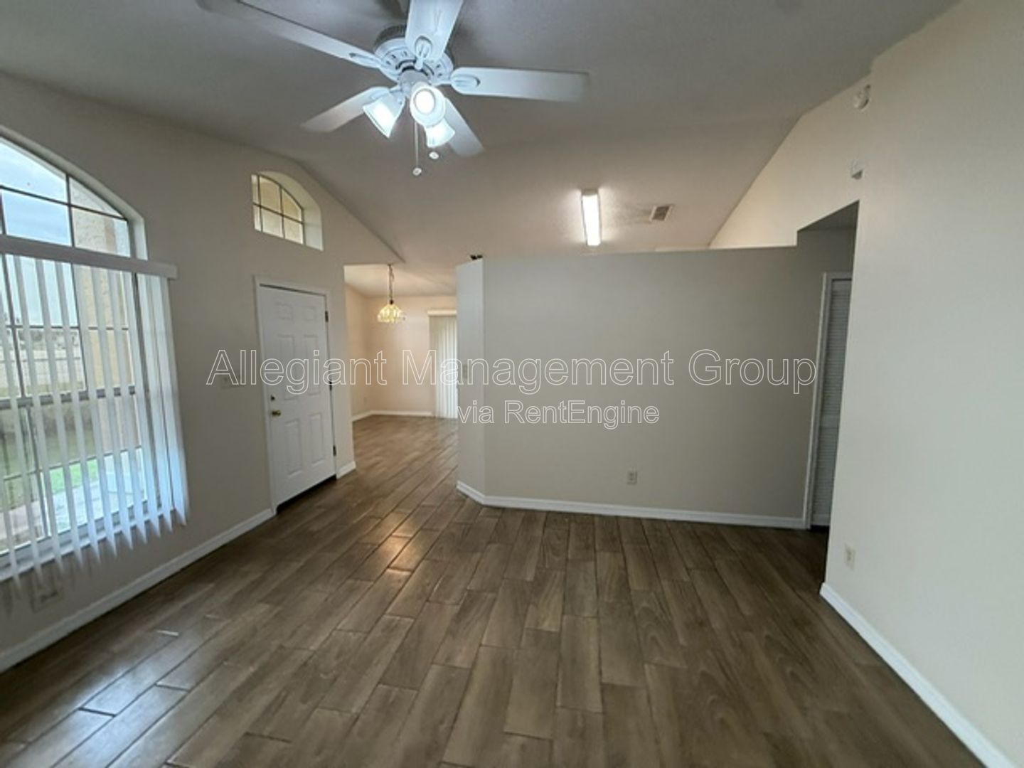 **Move-In-Special** Available now! 3-bedroom, 2 -bathroom home in Kissimmee! property image