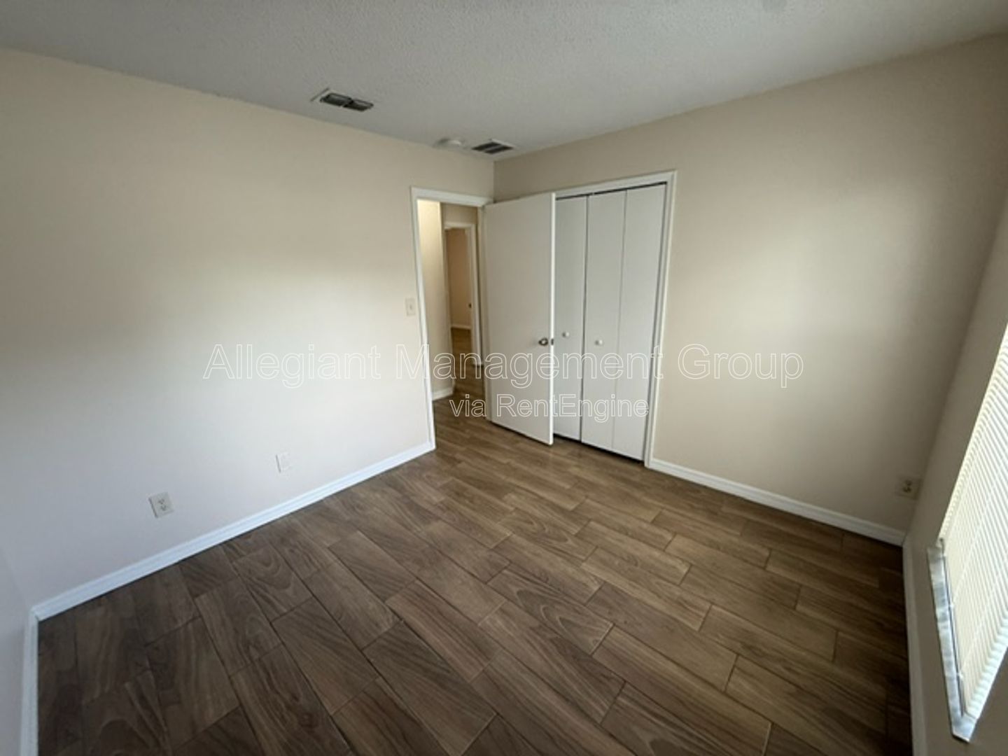 **Move-In-Special** Available now! 3-bedroom, 2 -bathroom home in Kissimmee! property image