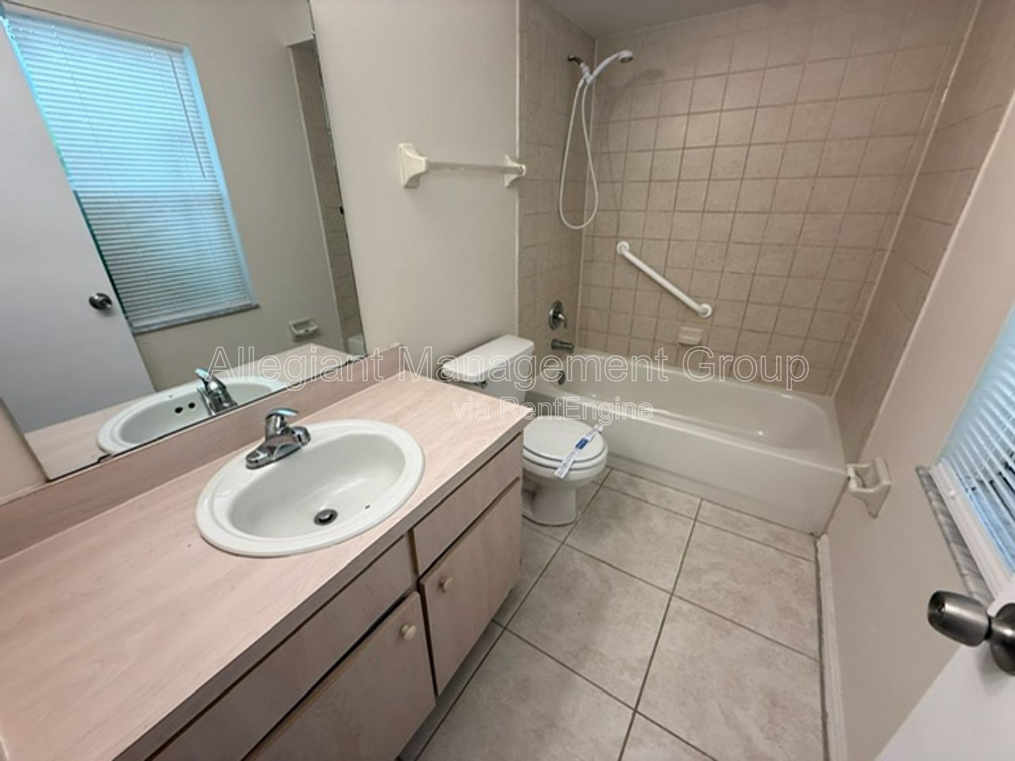 **Move-In-Special** Available now! 3-bedroom, 2 -bathroom home in Kissimmee! property image