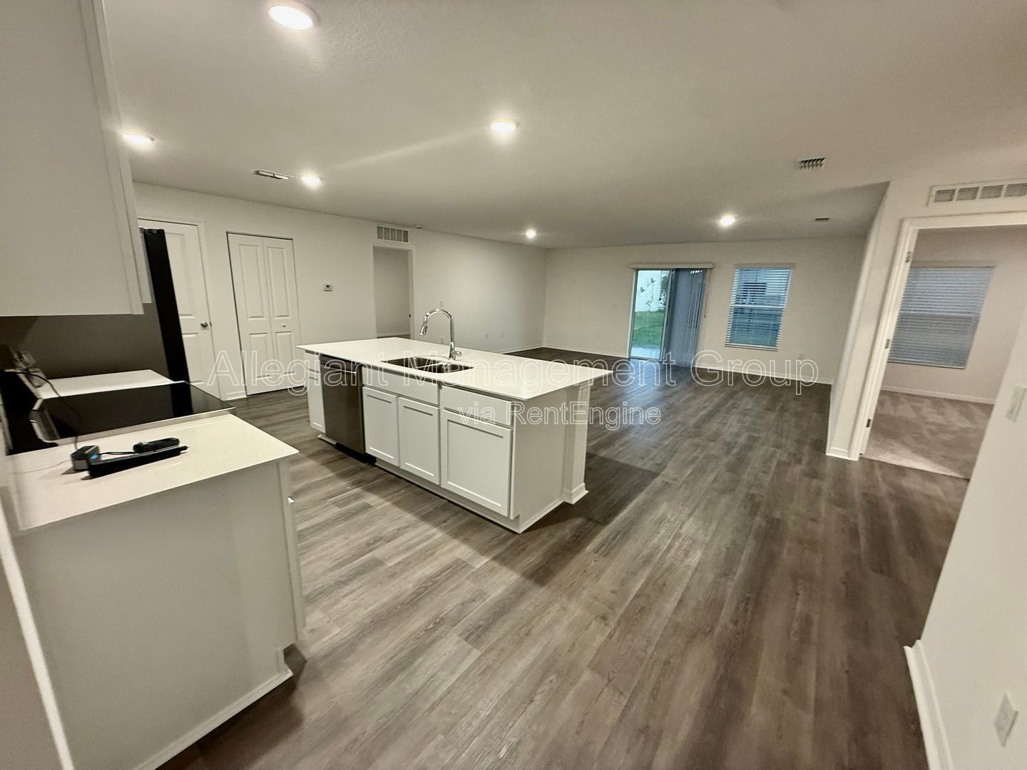 **Move-In-Special** Brand New 4-Bedroom Home in Poinciana – Available Now! property image