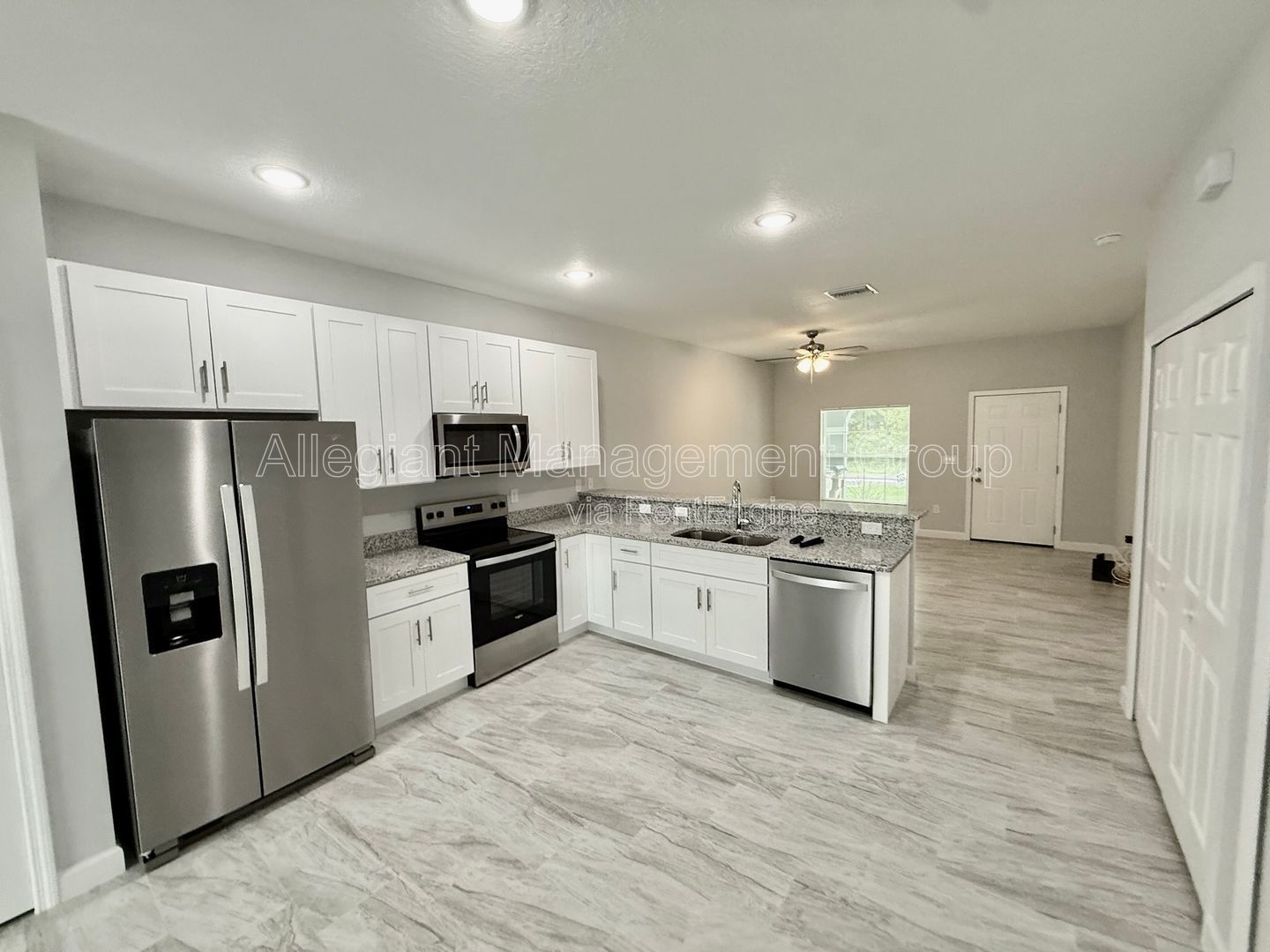 **Move-In-Special** Available Now! Three Bedroom Duplex For Rent in Poinciana! property image