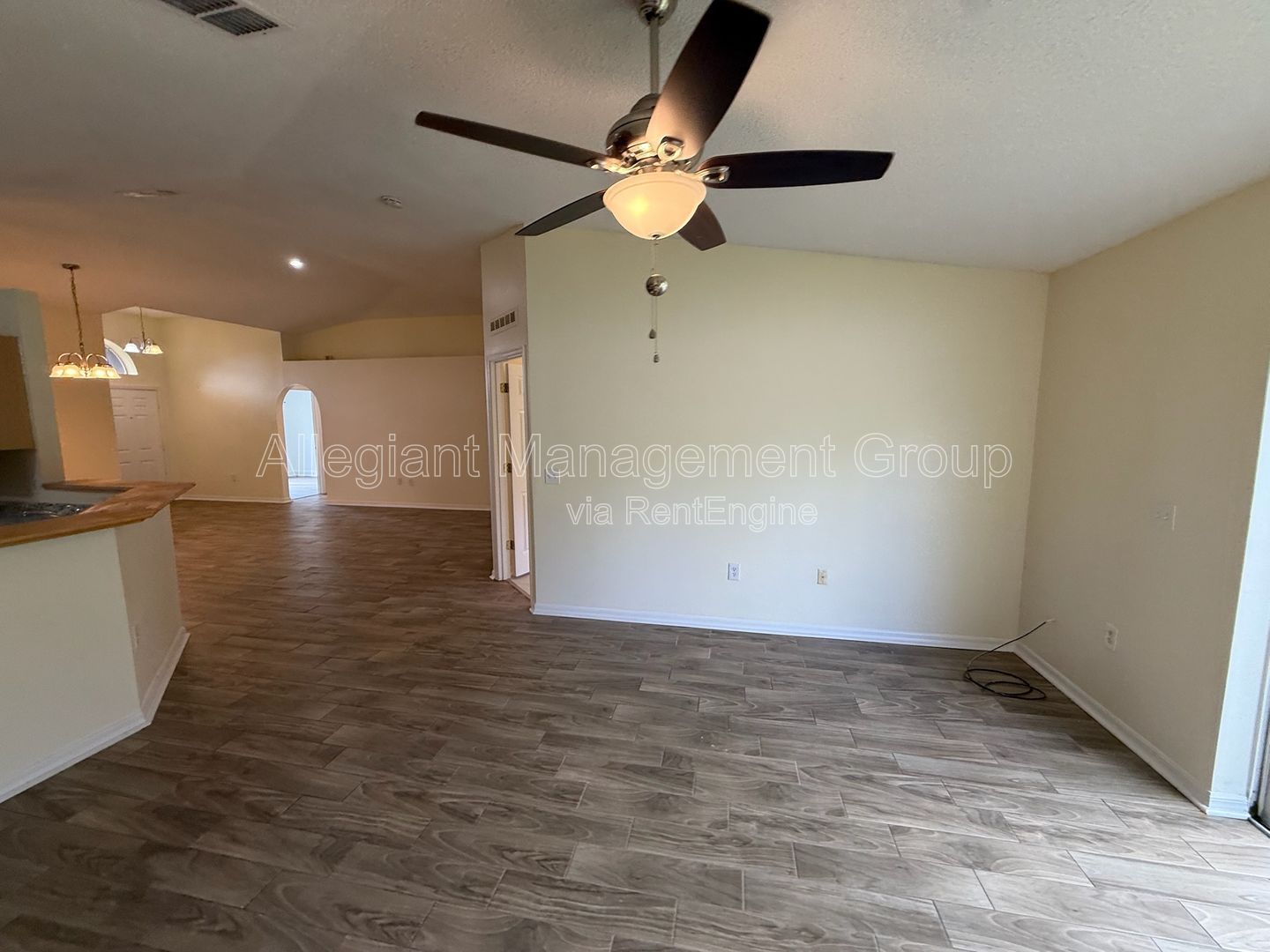 **Move-In-Special** Recently renovated 3-Bedroom, 2-Bathroom Home in Kissimmee property image