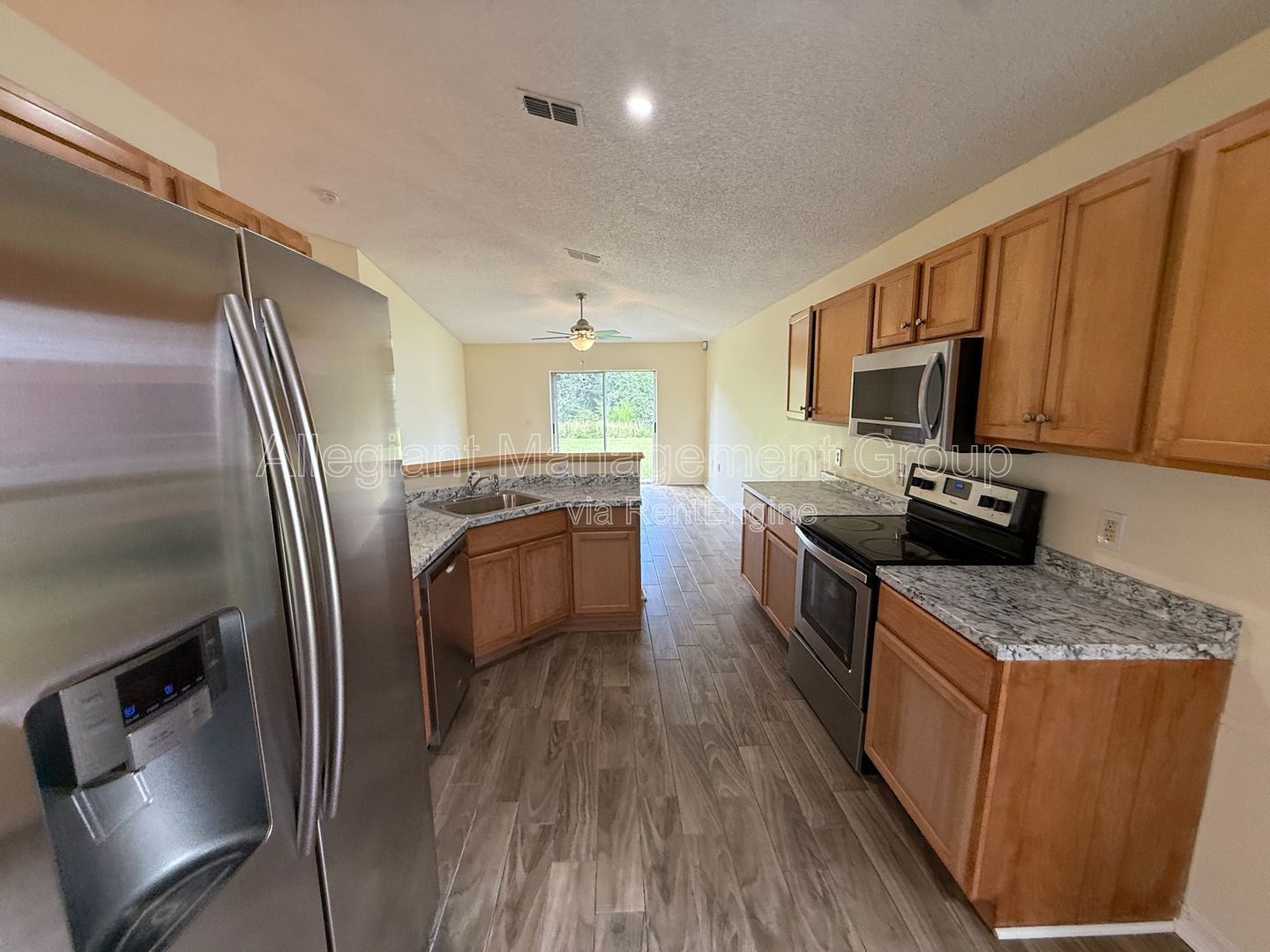 **Move-In-Special** Recently renovated 3-Bedroom, 2-Bathroom Home in Kissimmee property image