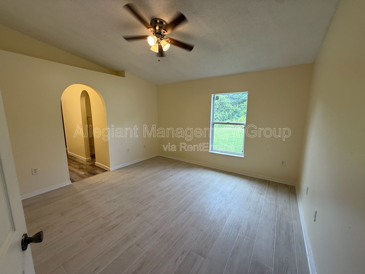 **Move-In-Special** Recently renovated 3-Bedroom, 2-Bathroom Home in Kissimmee property image