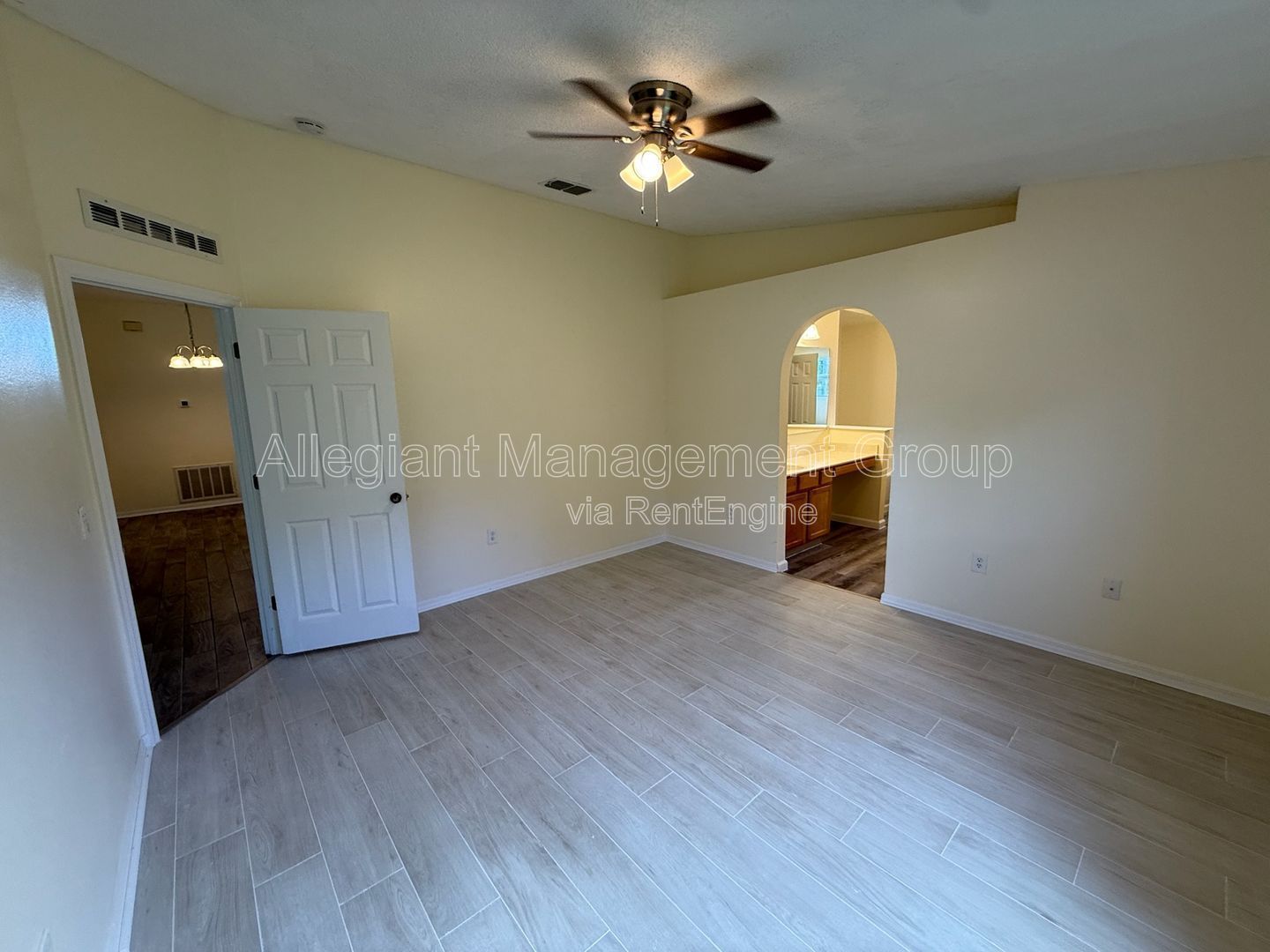 **Move-In-Special** Recently renovated 3-Bedroom, 2-Bathroom Home in Kissimmee property image
