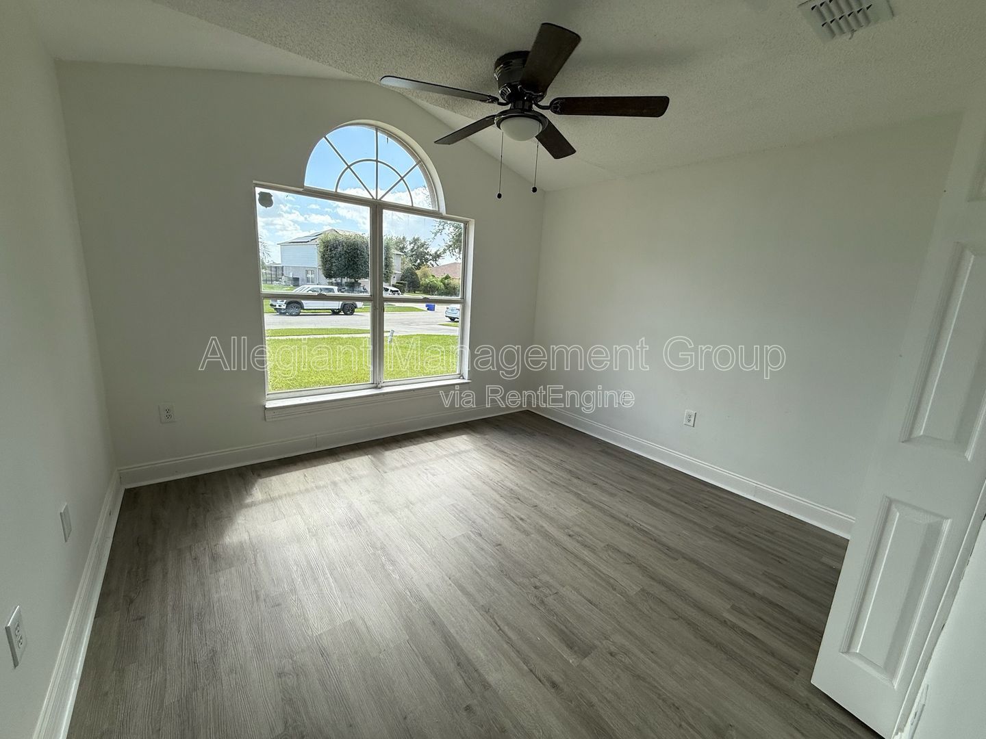 **Move-In-Special** Recently renovated 3-Bedroom, 2-Bathroom Home in Kissimmee property image