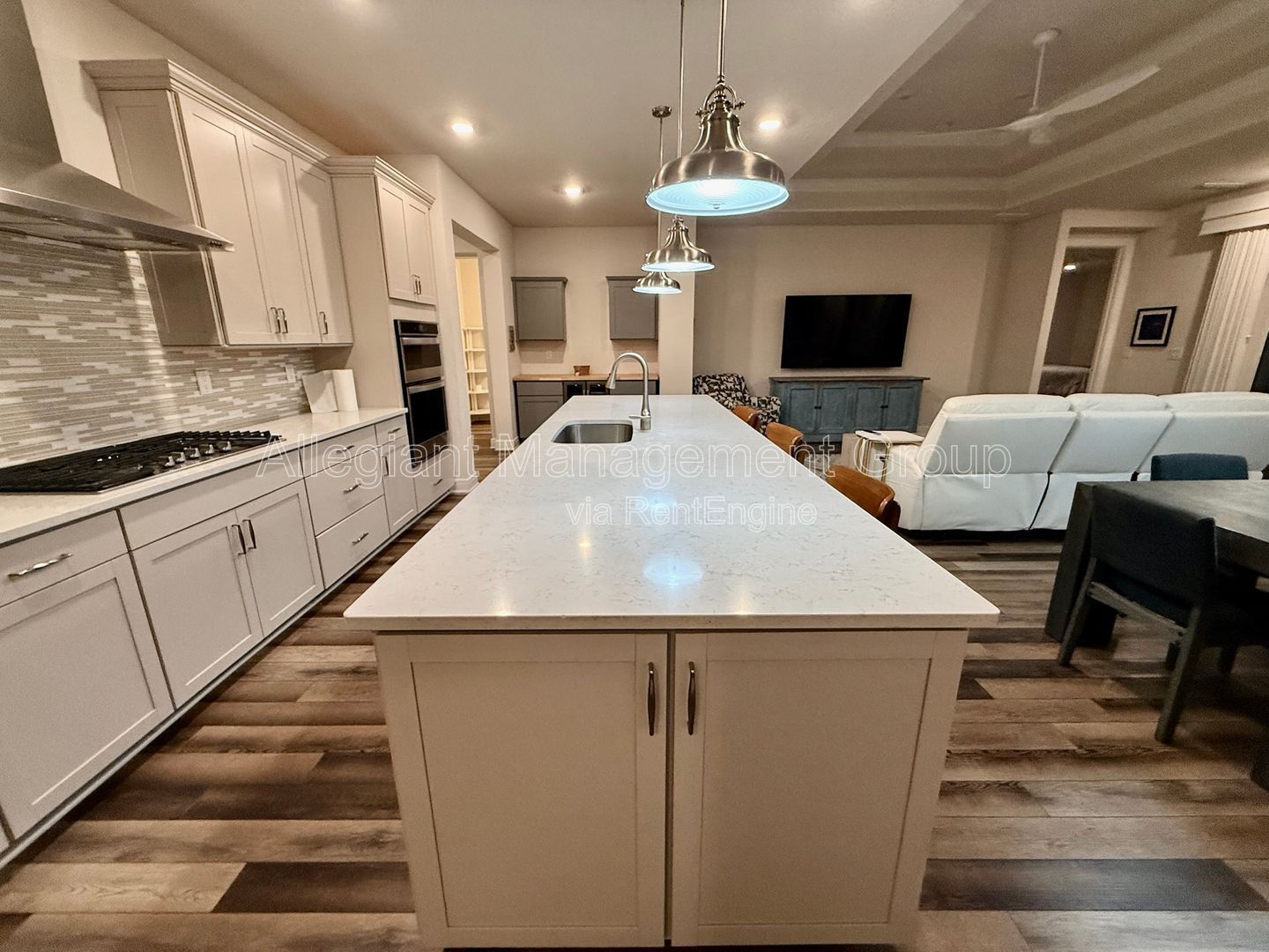 Beautiful 3-Bedroom Home in Del Webb Sunbridge – 55+ Gated Community property image