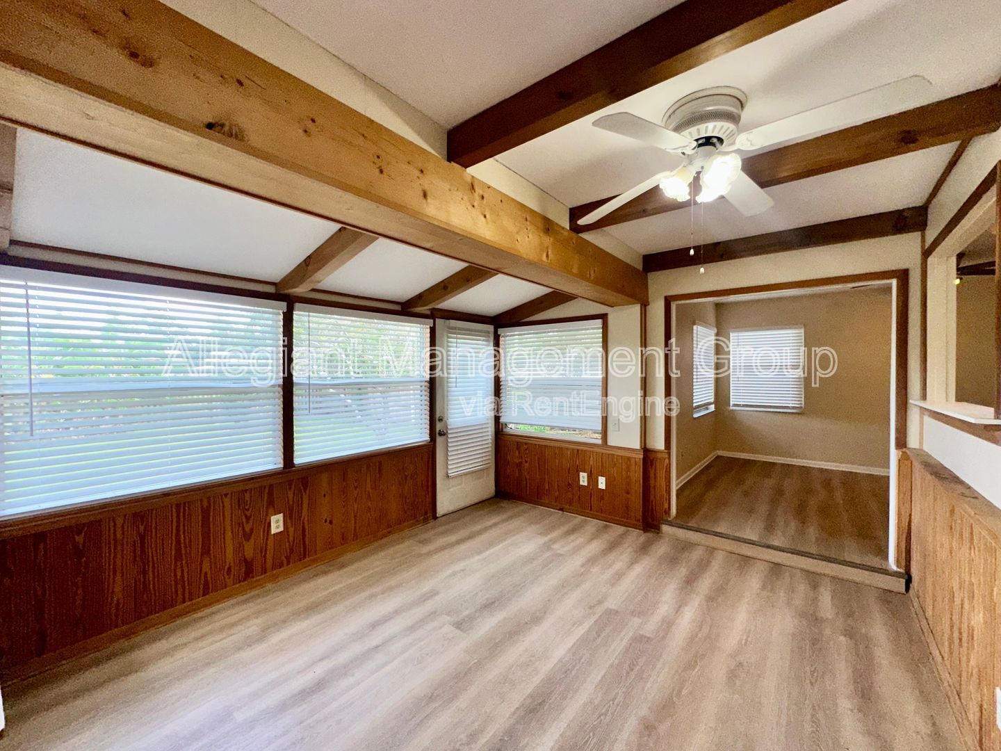 Available Now!! Lovely 3 bedroom 2 bath home available in Kissimmee property image