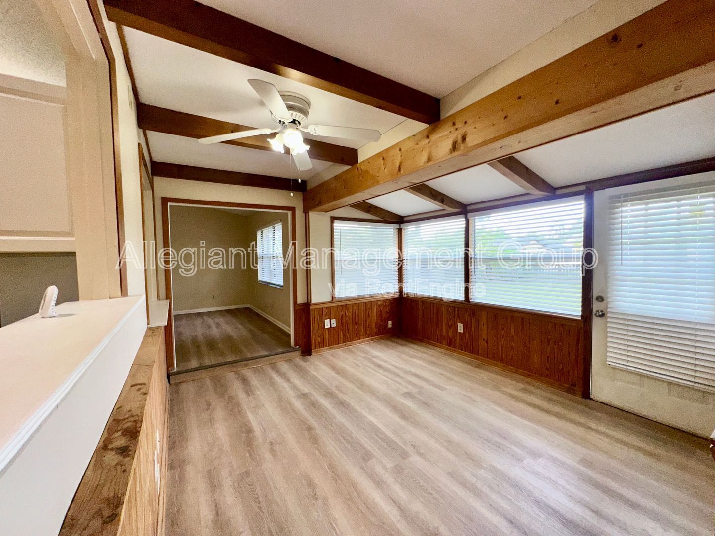 Available Now!! Lovely 3 bedroom 2 bath home available in Kissimmee property image