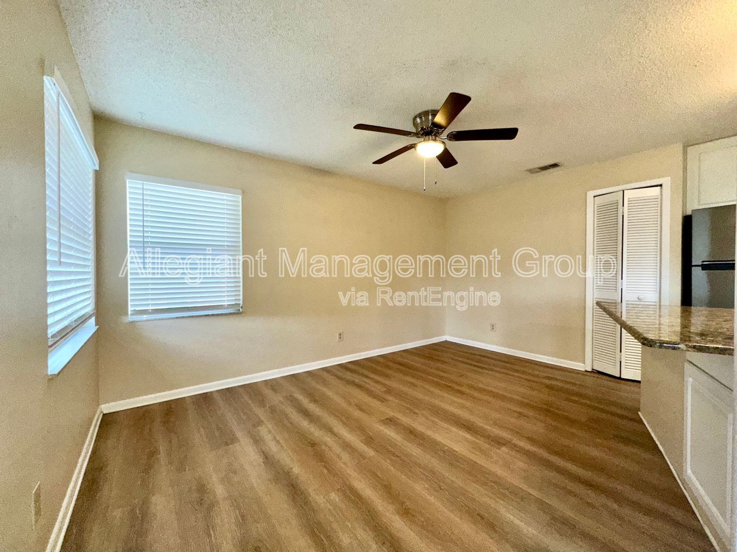 Available Now!! Lovely 3 bedroom 2 bath home available in Kissimmee property image