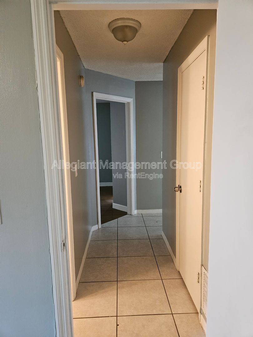 AVAILABLE NOW! 2/2 Single Famly Home W/Converted Garage by Valencia in East Orlando property image