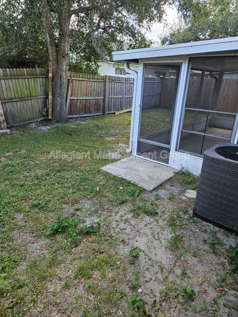 AVAILABLE NOW! 2/2 Single Famly Home W/Converted Garage by Valencia in East Orlando property image