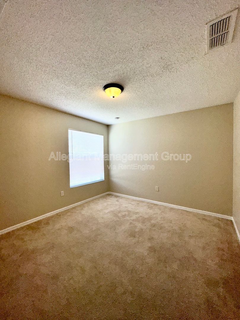 Spacious 4/2.5 Two Story Home For Rent In Poinciana property image