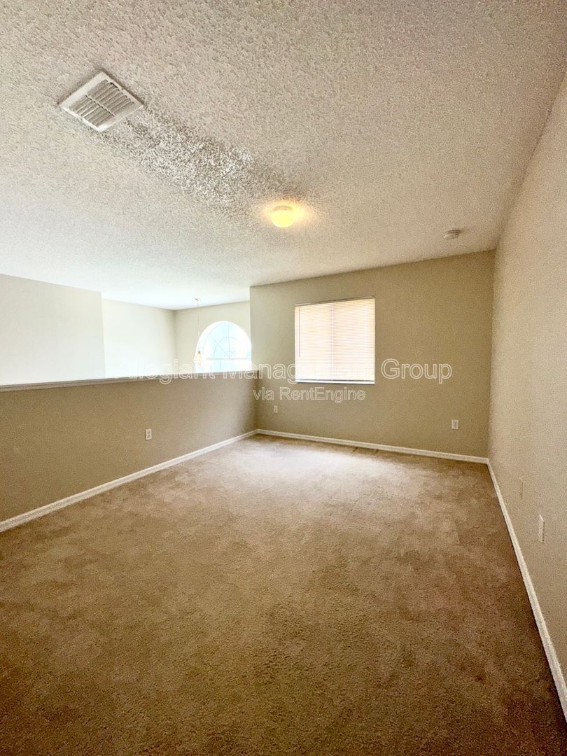 Spacious 4/2.5 Two Story Home For Rent In Poinciana property image