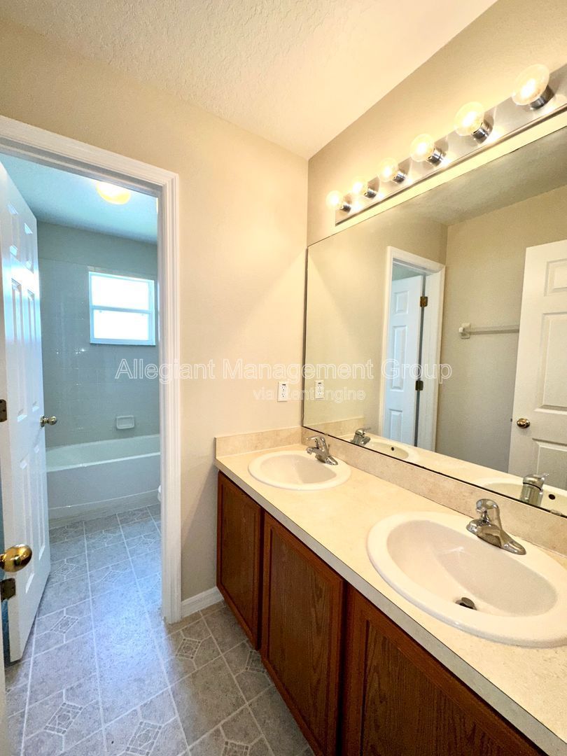 Spacious 4/2.5 Two Story Home For Rent In Poinciana property image