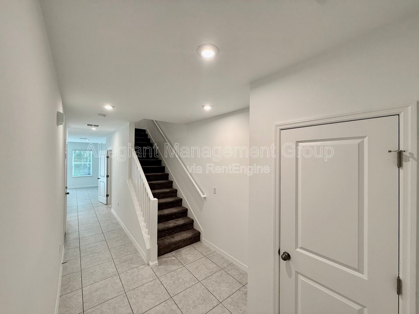 New Construction 3 Bedroom Townhome For Rent in Davenport/Four Corners Area! property image