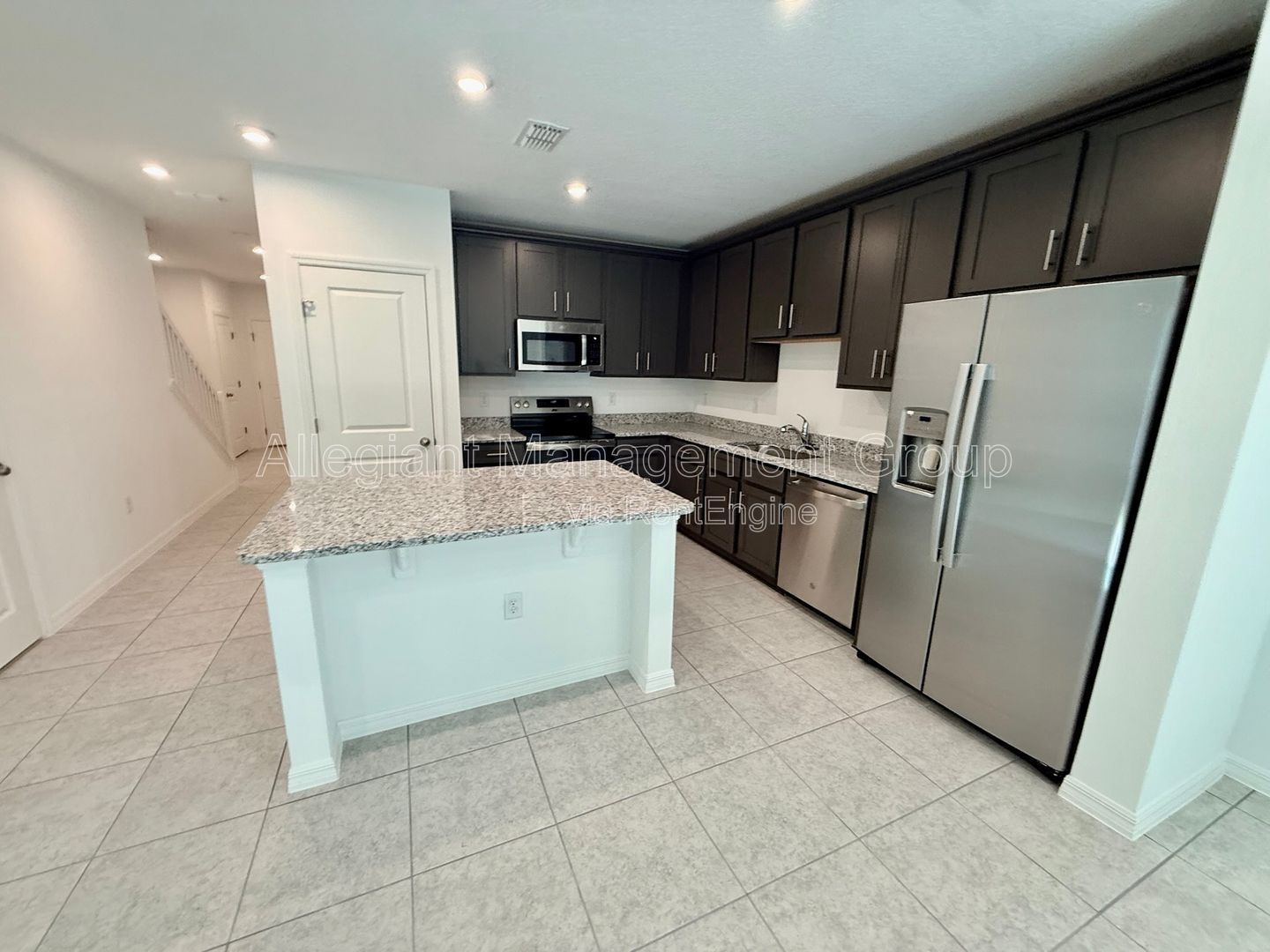 New Construction 3 Bedroom Townhome For Rent in Davenport/Four Corners Area! property image