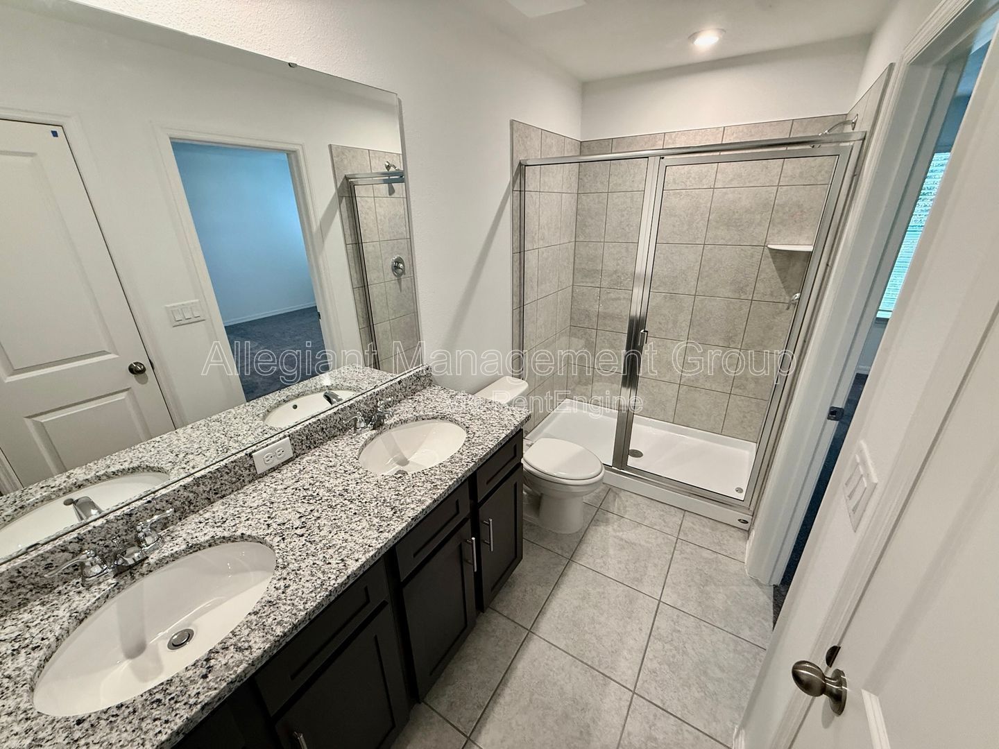 New Construction 3 Bedroom Townhome For Rent in Davenport/Four Corners Area! property image