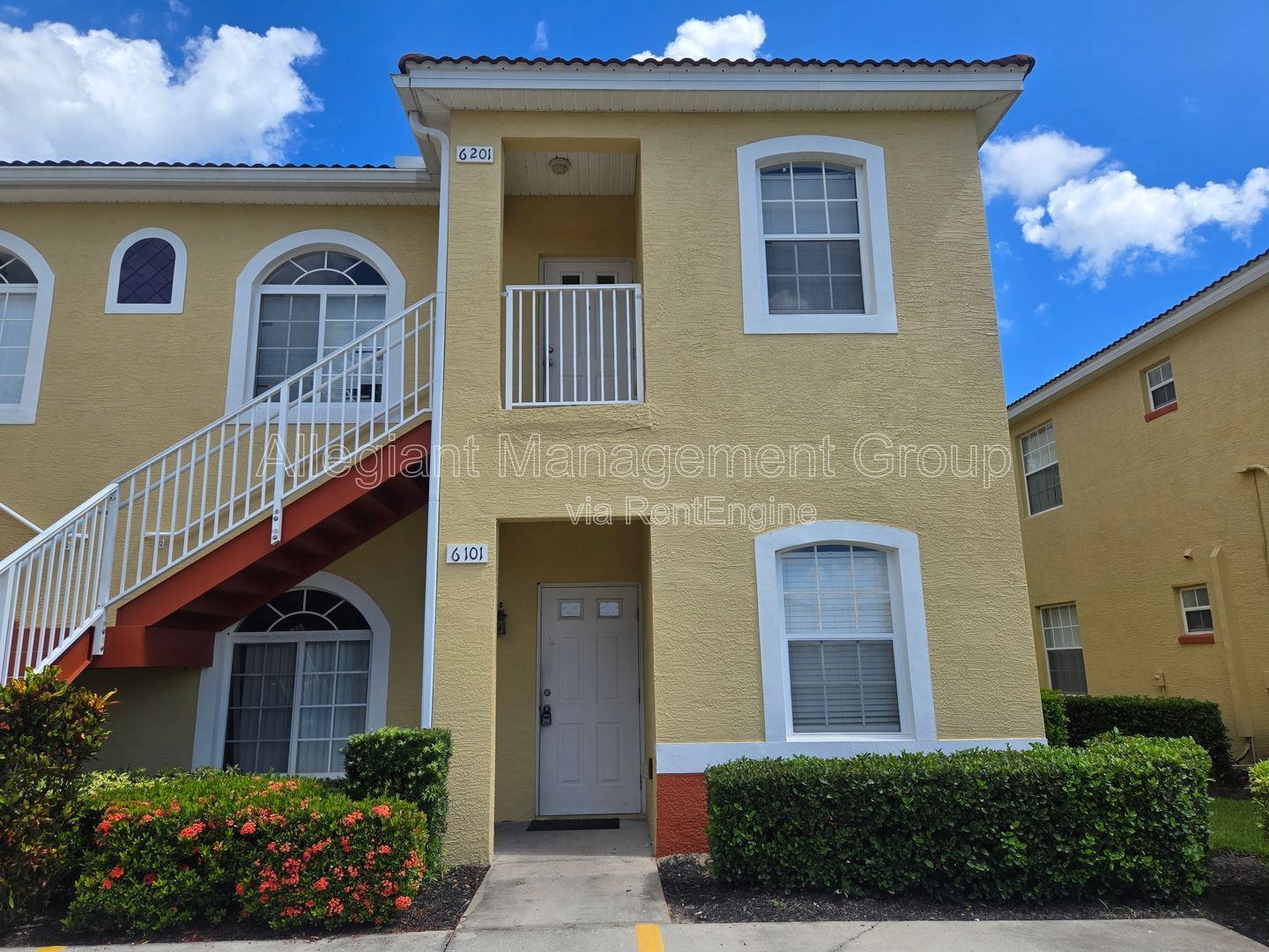 Available now! Resort Style Living~ 2/2 Condo In Lake Marion Golf Resort ~ First Floor Unit ~ property image