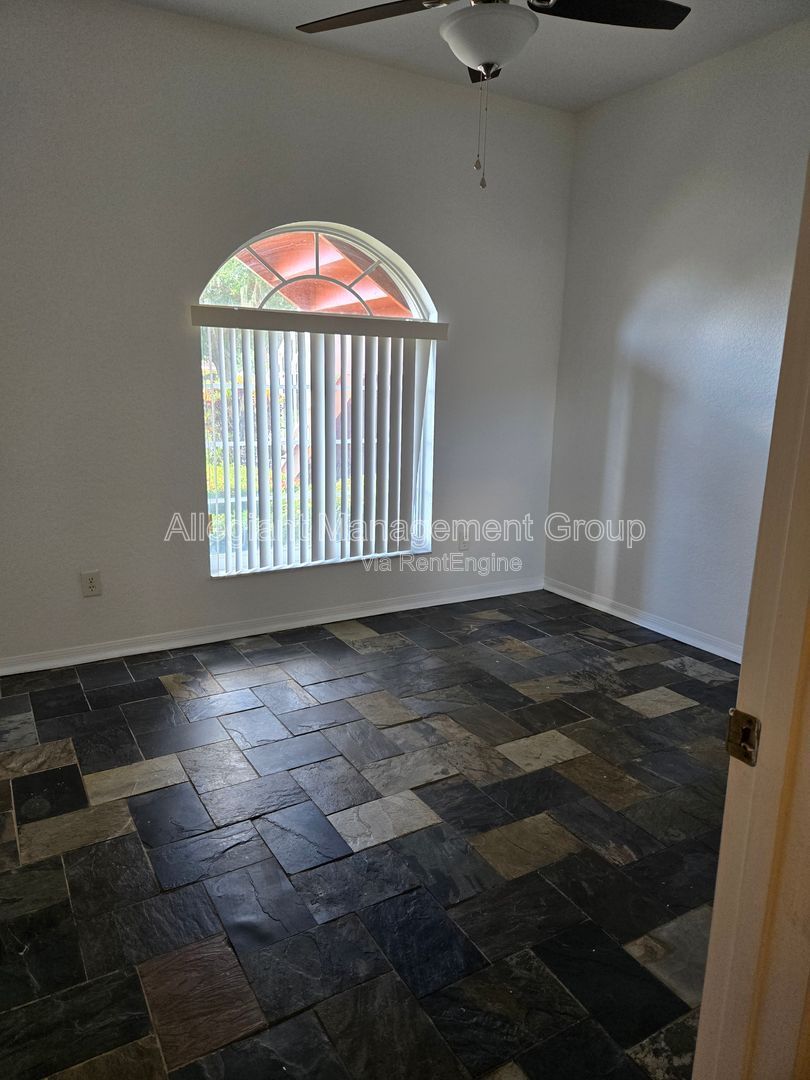 Available now! Resort Style Living~ 2/2 Condo In Lake Marion Golf Resort ~ First Floor Unit ~ property image