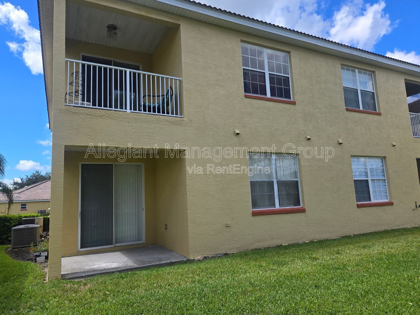 Available now! Resort Style Living~ 2/2 Condo In Lake Marion Golf Resort ~ First Floor Unit ~ property image