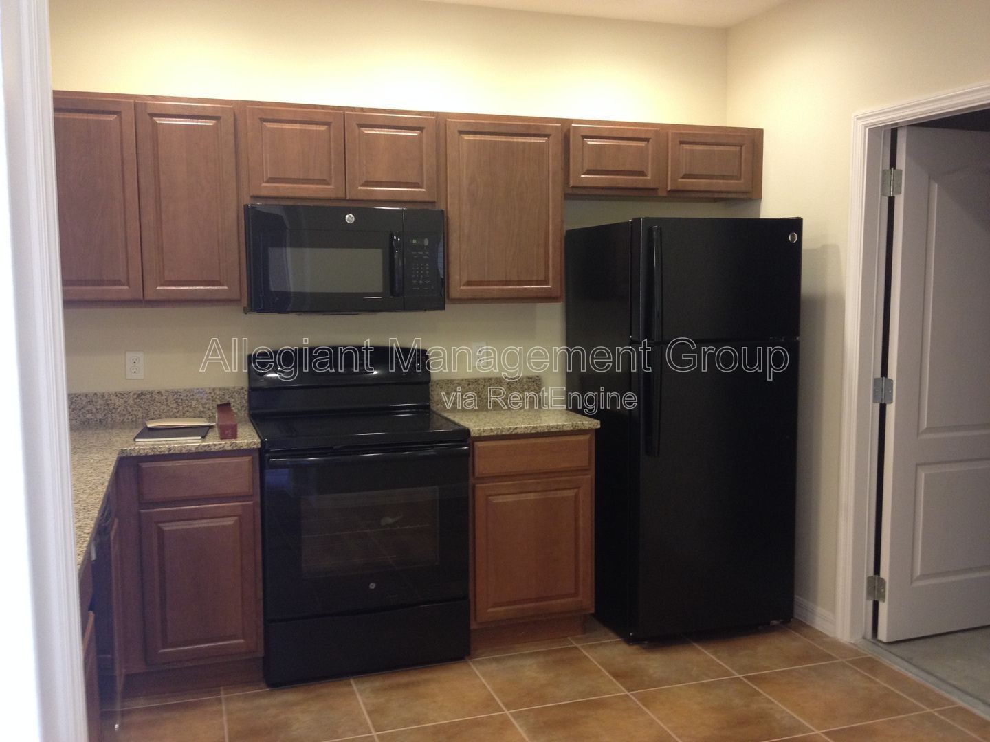 3 Bedroom 2.5 Bath Two Story Townhome For Rent In Ocoee! property image
