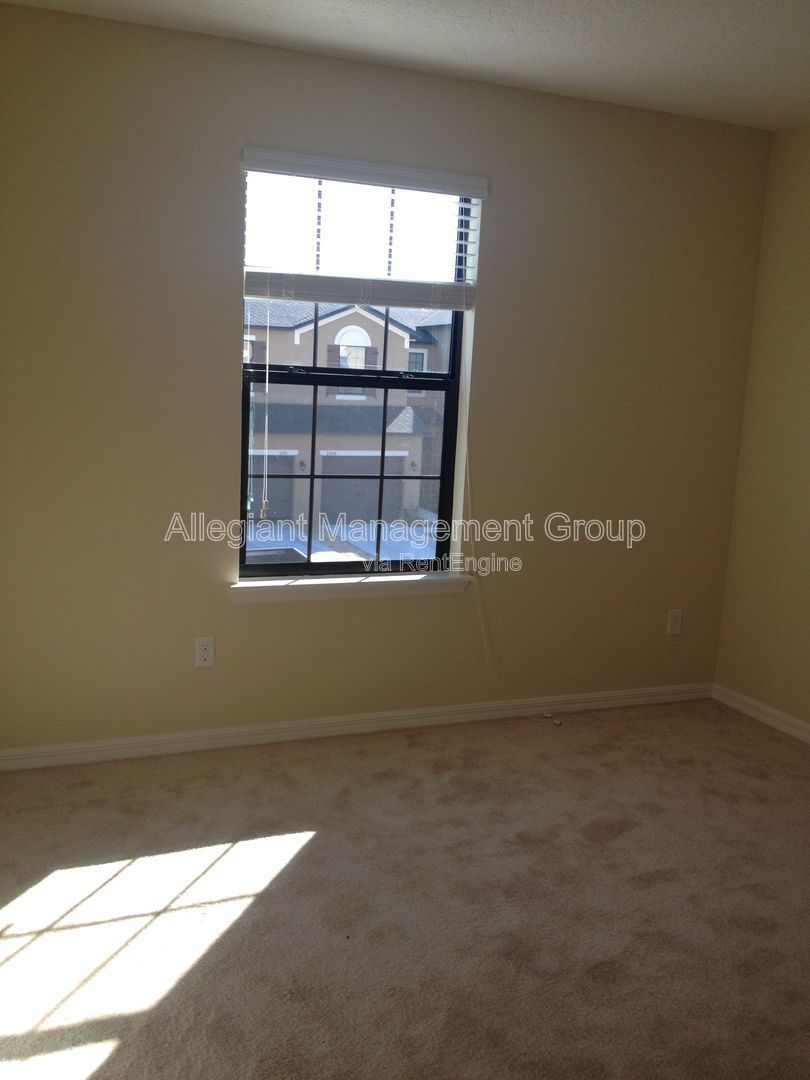 3 Bedroom 2.5 Bath Two Story Townhome For Rent In Ocoee! property image