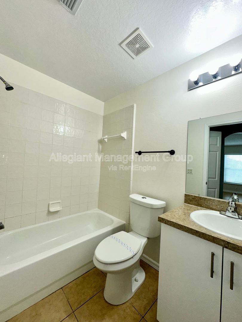 3/2 Condo in the Osprey Cove Subdivision with a view of the pool! property image