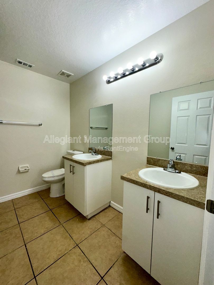 3/2 Condo in the Osprey Cove Subdivision with a view of the pool! property image