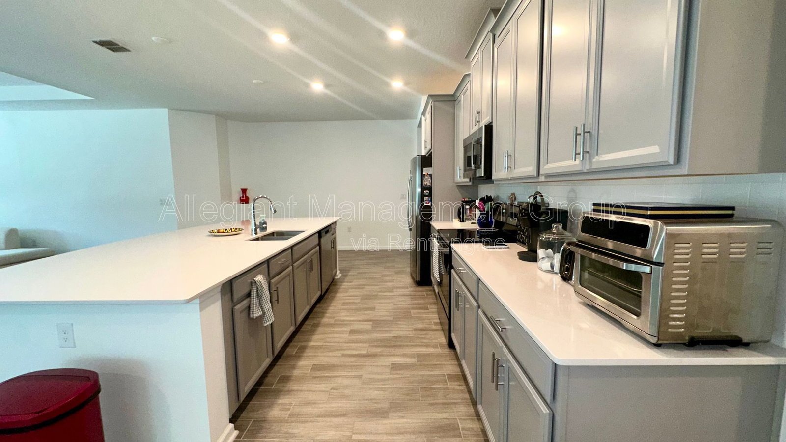 Spacious 4BR/3.5BA in Pine Glen - Lawn Included + Solar Savings property image
