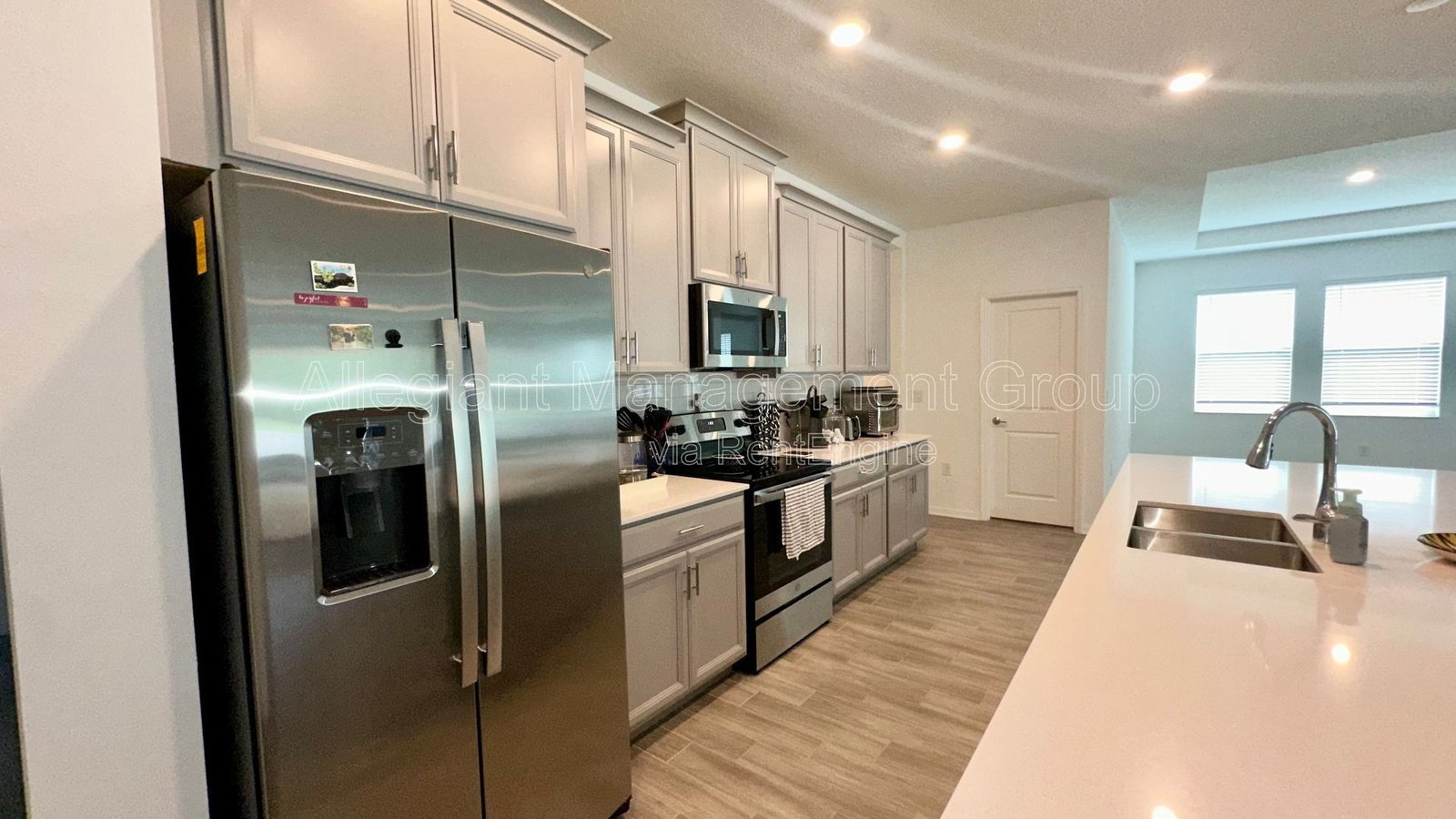 Spacious 4BR/3.5BA in Pine Glen - Lawn Included + Solar Savings property image
