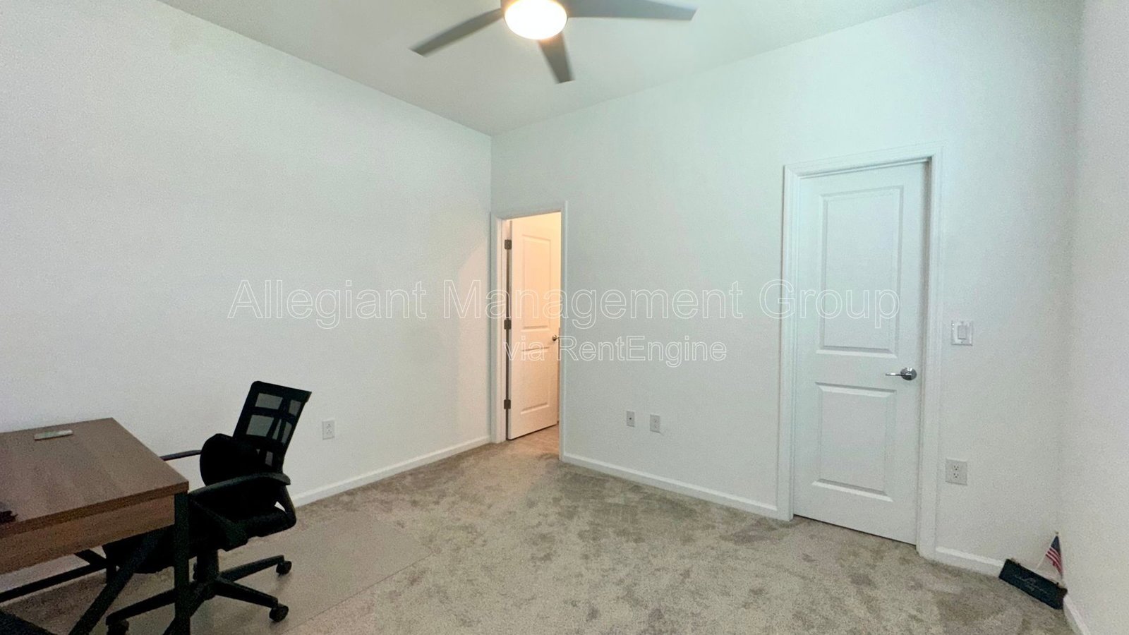Spacious 4BR/3.5BA in Pine Glen - Lawn Included + Solar Savings property image
