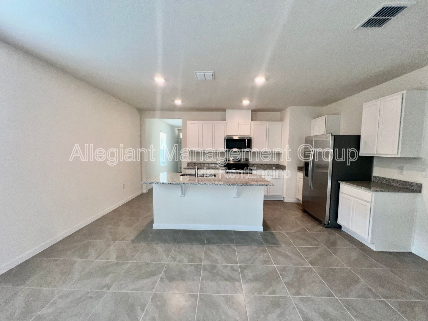 **MOVE IN SPECIAL 3/2 Single Family Home in Harmony West For Rent! property image