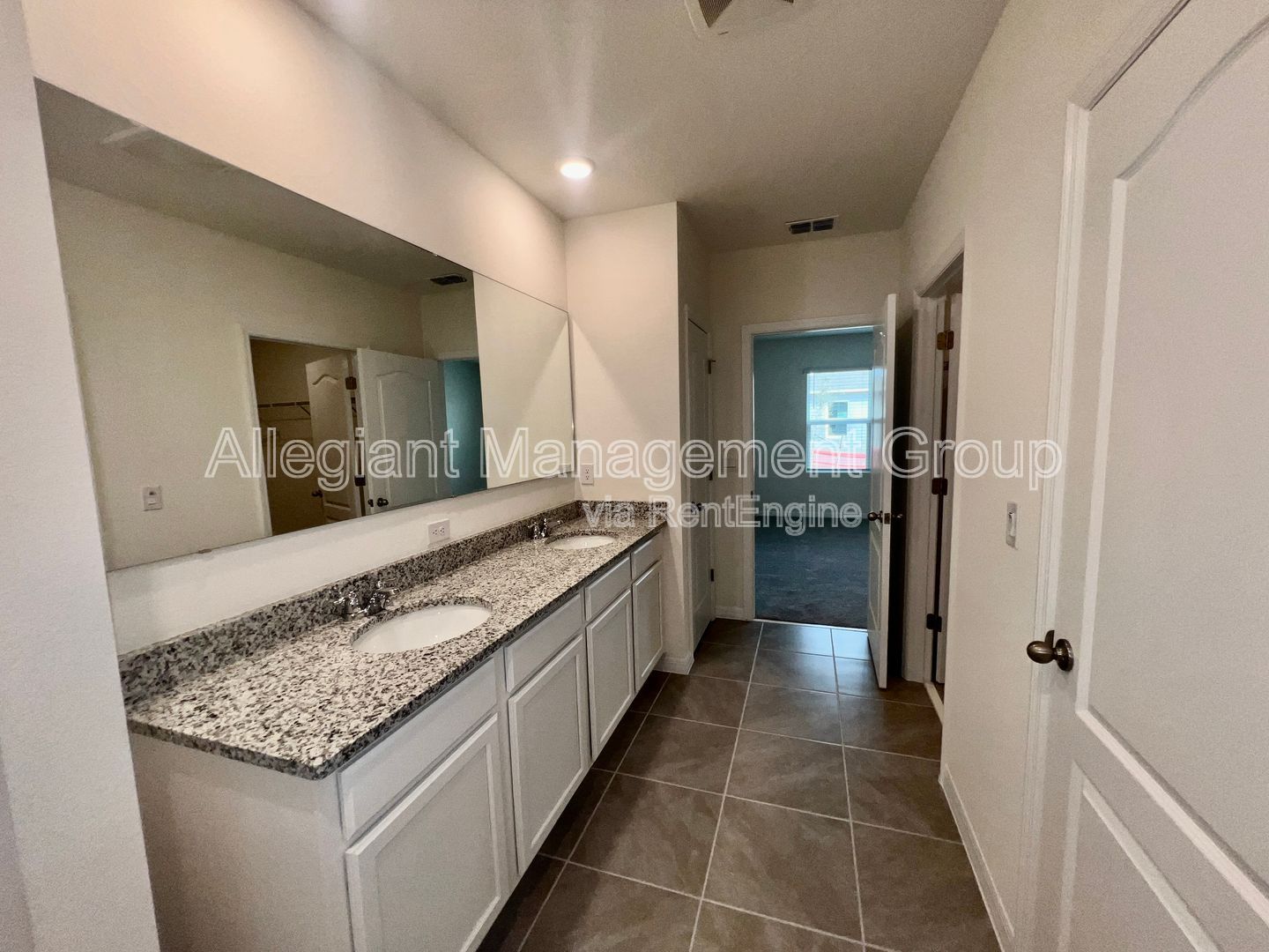 **MOVE IN SPECIAL 3/2 Single Family Home in Harmony West For Rent! property image