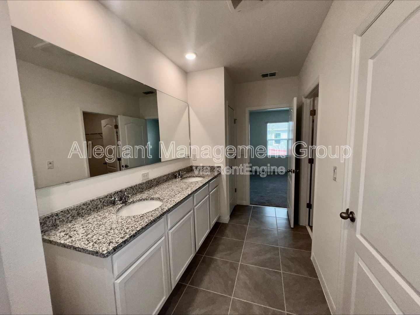 **MOVE IN SPECIAL 3/2 Single Family Home in Harmony West For Rent! property image