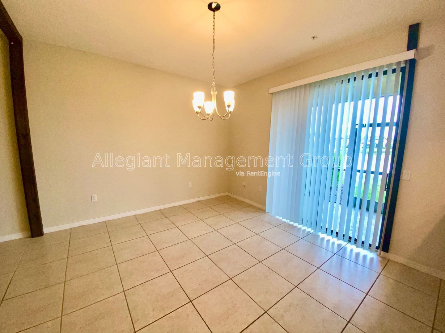 **COMING SOON** Three Bedroom Townhome for Rent in Saint Cloud **Gated Community** property image
