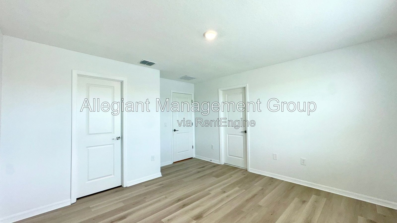 AVAILABLE NOW! 3/2.5 Townhome For Rent in Bellalago! property image