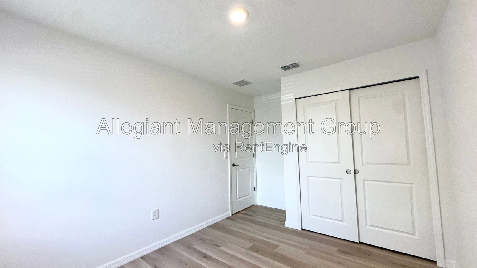 AVAILABLE NOW! 3/2.5 Townhome For Rent in Bellalago! property image