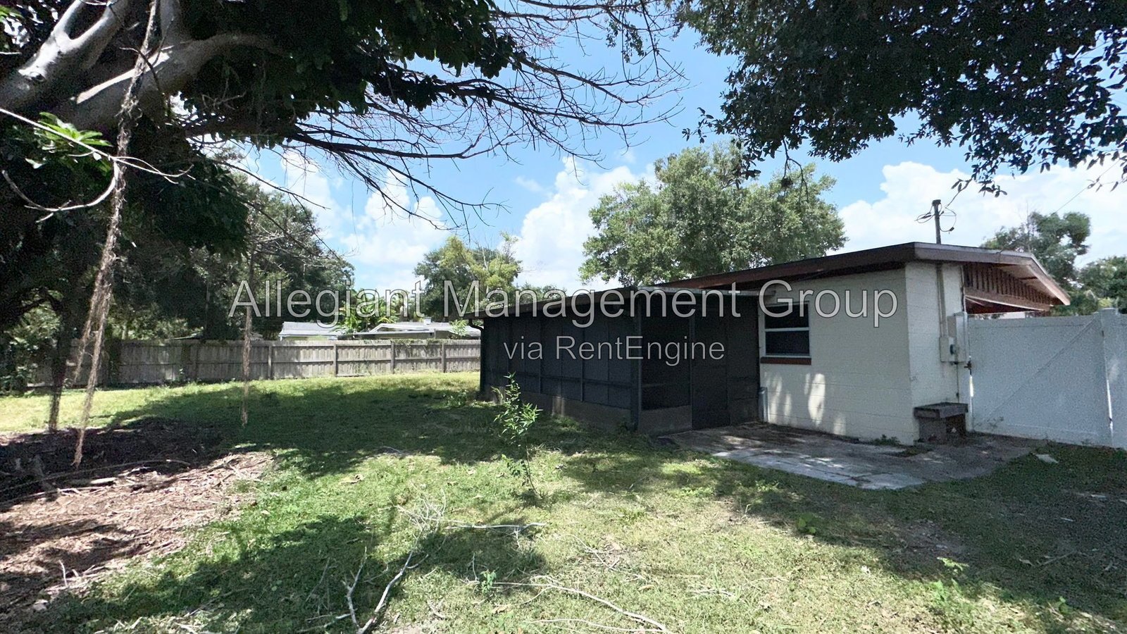 2/1 Single Family Home in Orlando For Rent! property image