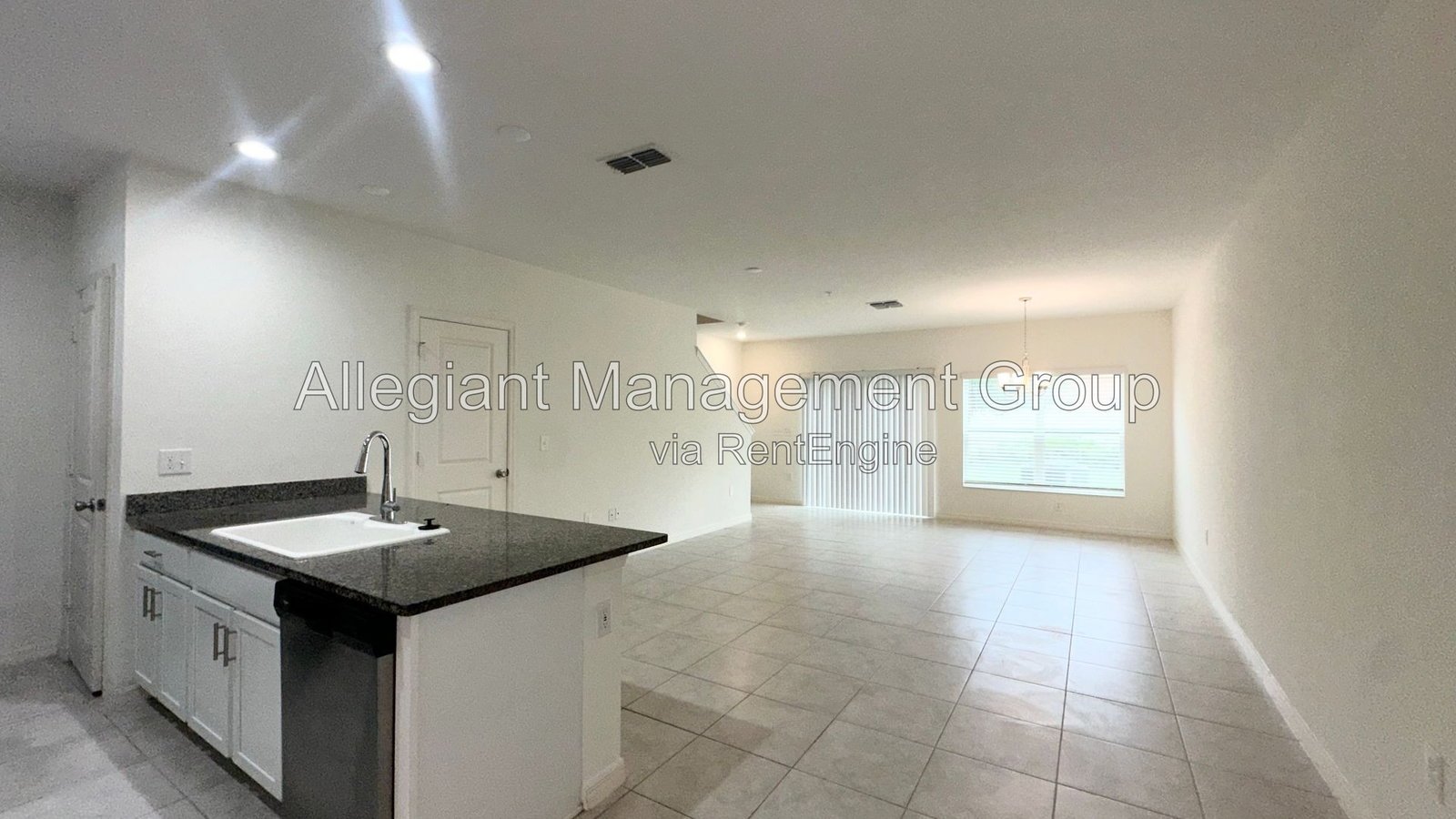 Sanford Townhome with Community Pool, 3 Bedrooms. property image