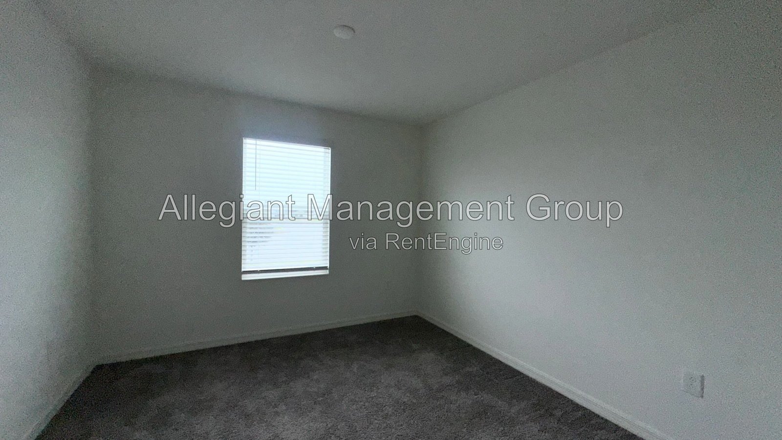 Sanford Townhome with Community Pool, 3 Bedrooms. property image