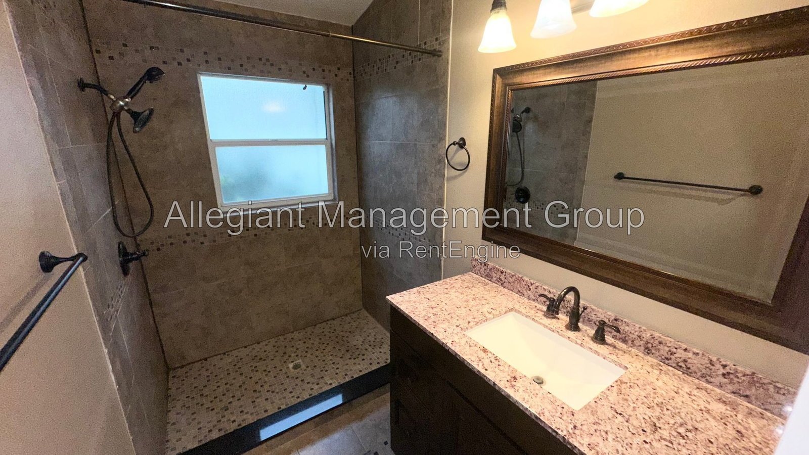 Orlando Home with 2-Car Garage & Spacious Driveway. property image