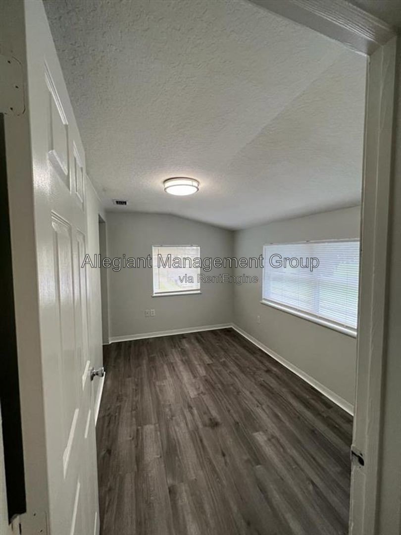 Downtown Kissimmee 1-Bedroom with Bonus Loft! property image